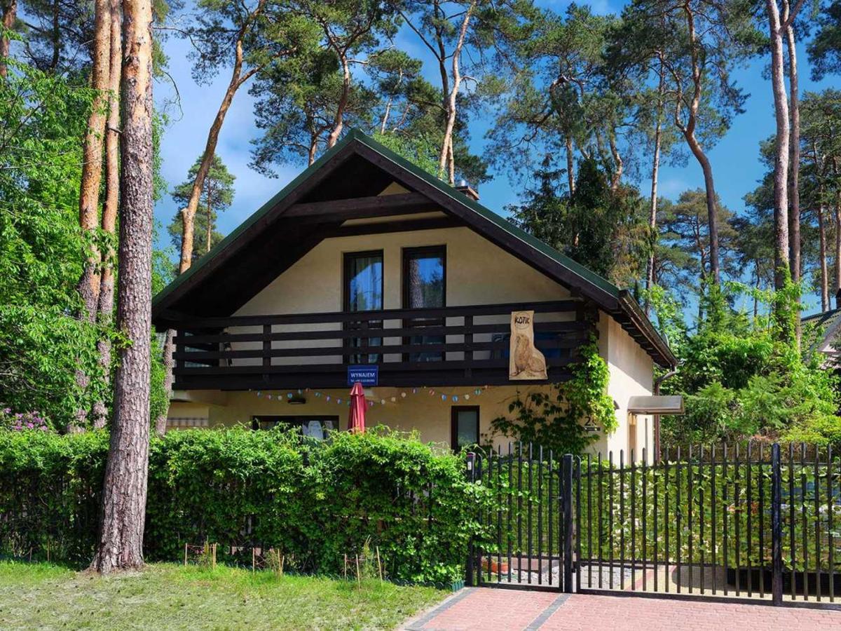 Dom Kotik W Lukecinie Villa Exterior foto